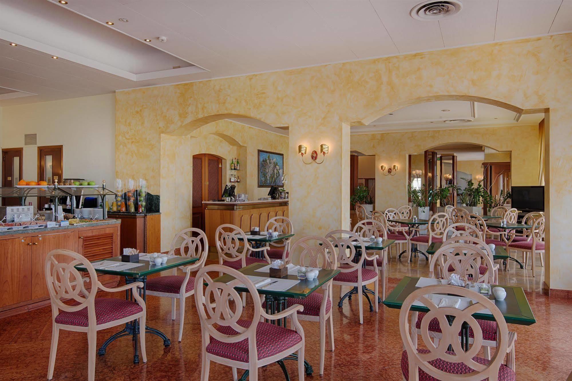 Hotel Nh Ancona Exteriér fotografie