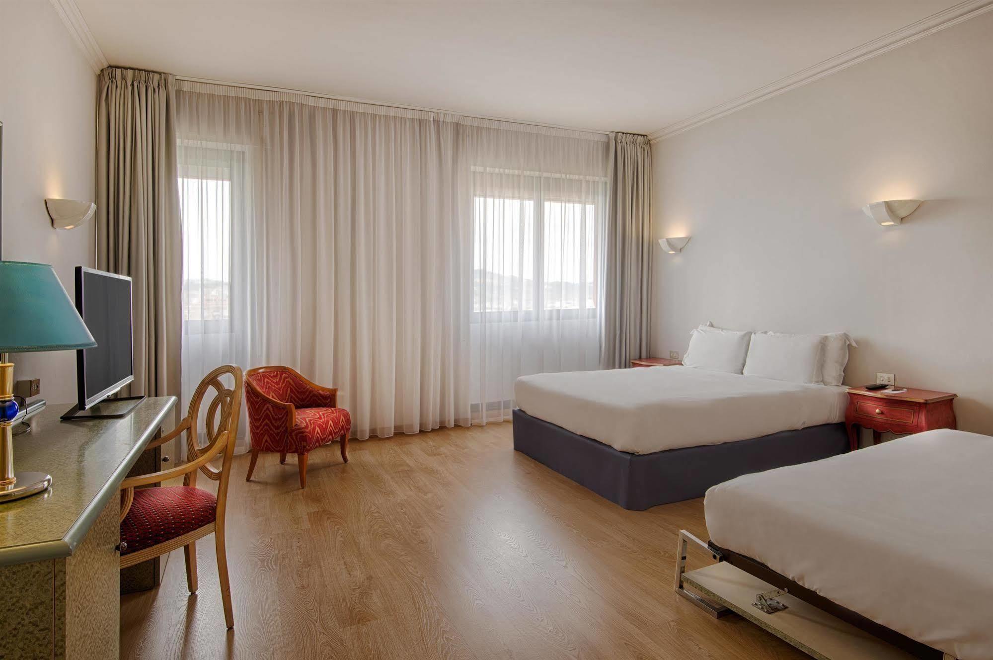 Hotel Nh Ancona Exteriér fotografie